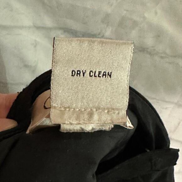 Talbots Black Mini Skirt with Buttons, Size 18, Pre-owned - Picture 5 of 5